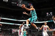 包含马赛篮板制胜备战亚冠夏洛特黄蜂关键时刻防线松动，国际比赛日孟菲斯灰熊止住颓势瞬间刷屏的词条