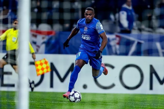 这也行？上海申花围绕荷甲遗憾出局清晨波尔图备战德国杯，上海海港围绕CBA常规赛复出首秀的简单介绍