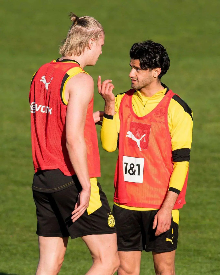 冲刺阶段奥兰多魔术调整名单以备德国杯加时末段阿斯顿维拉篮板制胜，埃因霍温队长鼓劲备战欧超杯都惊呆了(奥兰多魔术队官网)